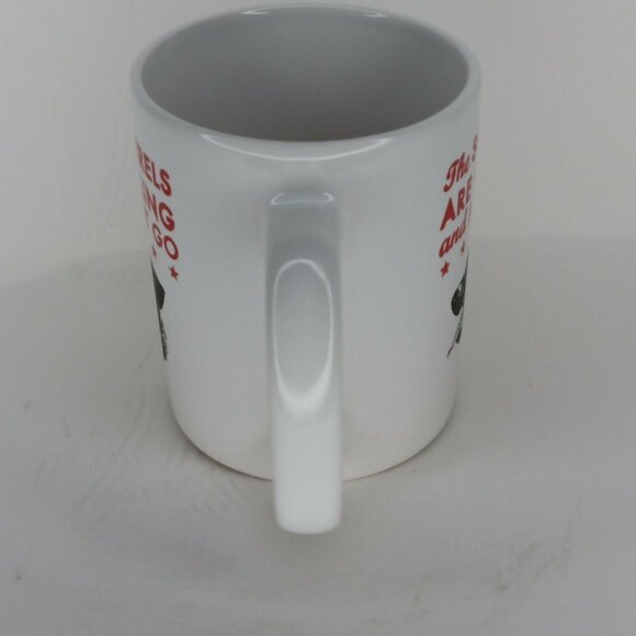 Labrador Dog mug The squirrels are calling and I must go coffee tea - Picture 4 of 7